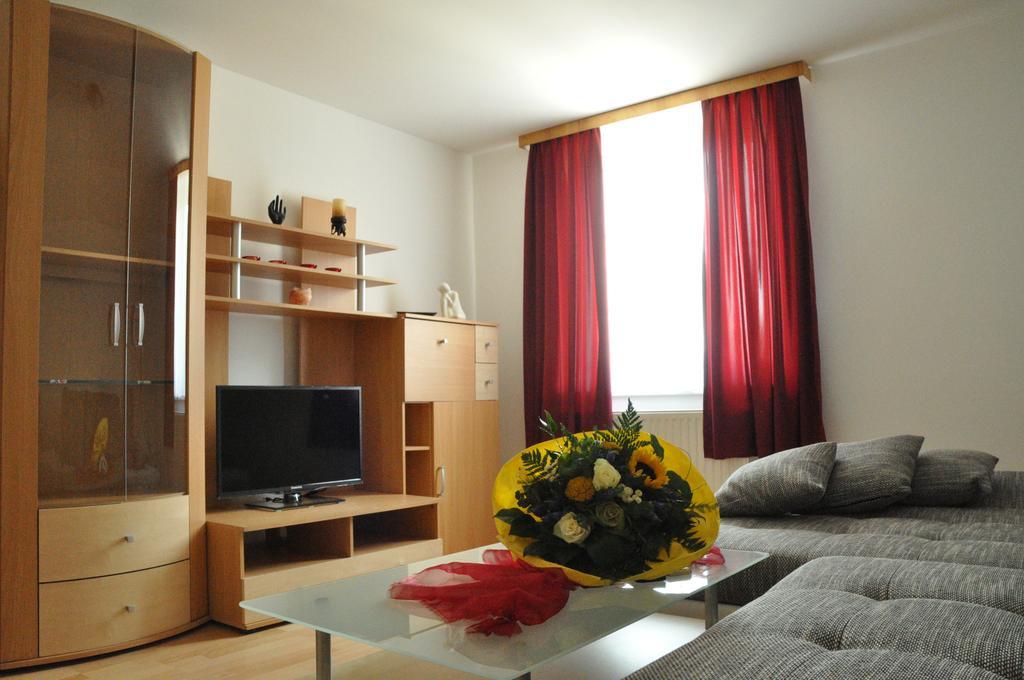 Apart Dirndltal Loich Room photo